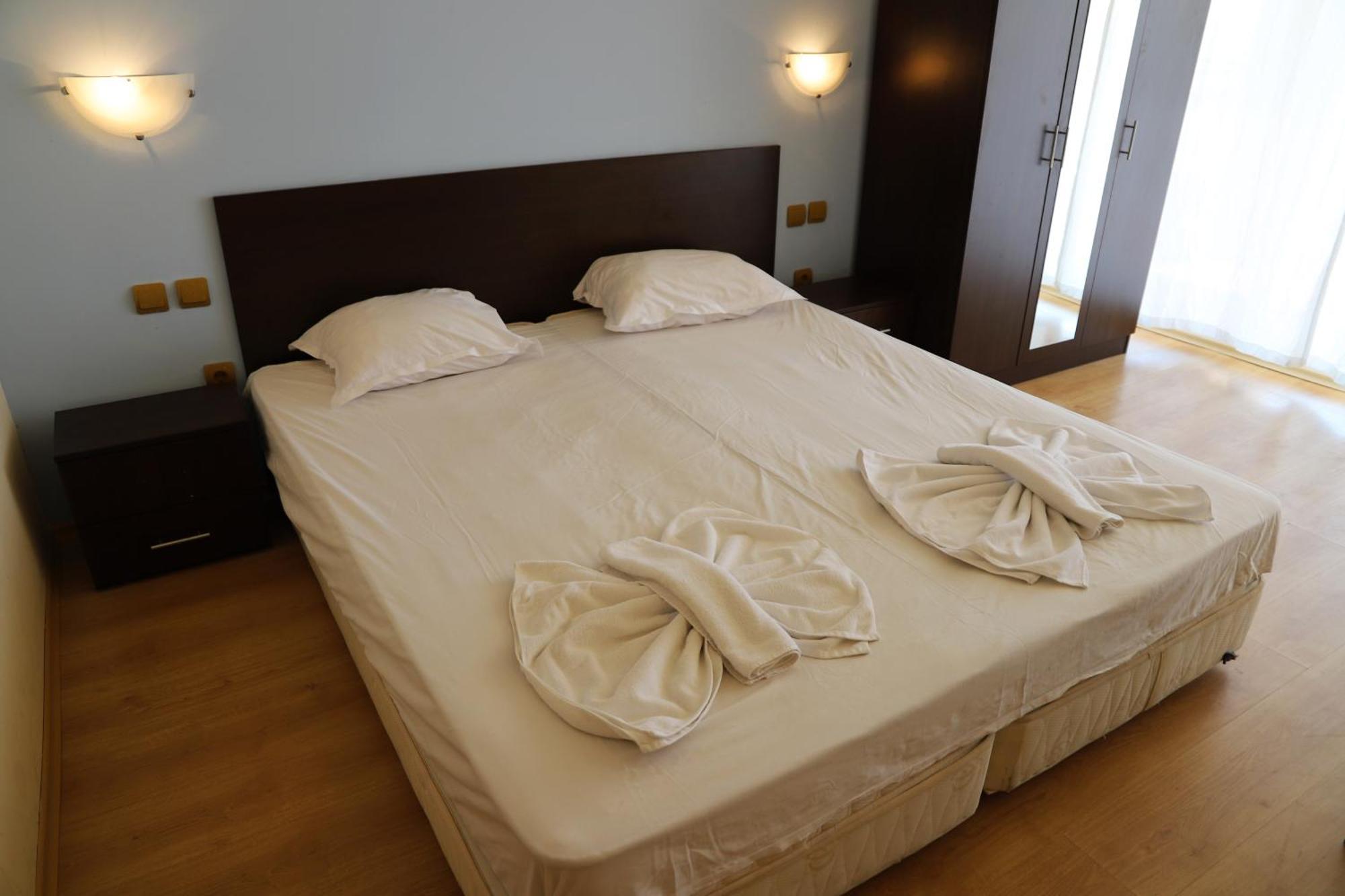 Menada Atrium Apartments Elenite Cameră foto